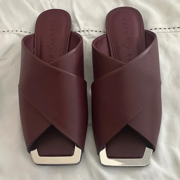 Katy Perry Collections Women's Deep Cranberry Sandals Size 8.5 - Picture 3 of 6